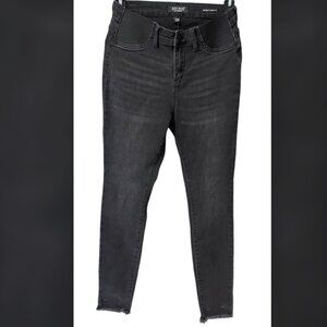 Judy Blue Maternity Skinny Fit Black Raw Hem Jeans size 7/28